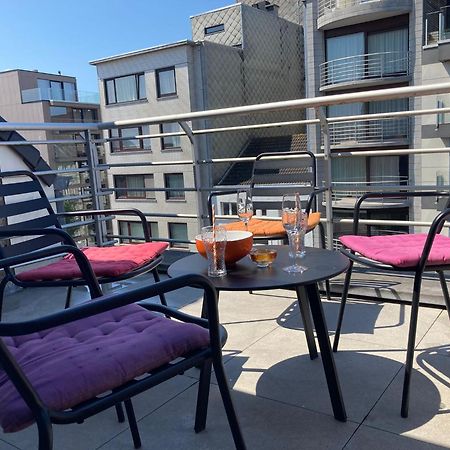 Spacious Penthouse For 8 People In The City Centre Oostende Dış mekan fotoğraf