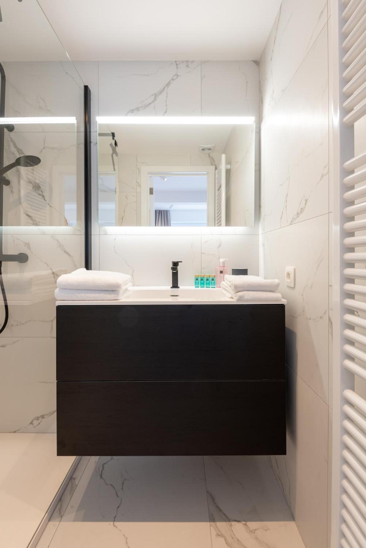 Spacious Penthouse For 8 People In The City Centre Oostende Dış mekan fotoğraf